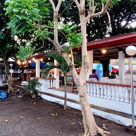 Leynes Taal Lake Resort And Hostel Tanauan  Bagian luar foto