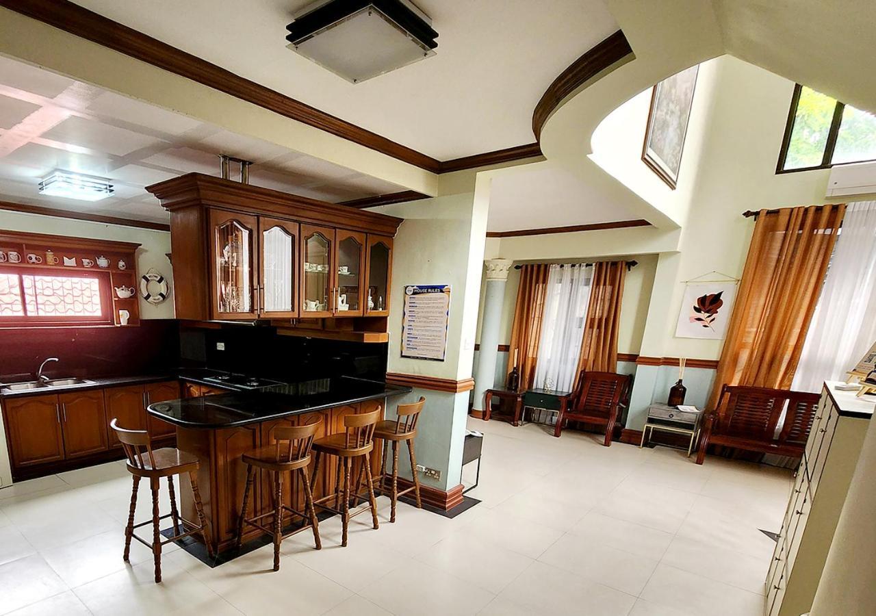 Leynes Taal Lake Resort And Hostel Tanauan  Bagian luar foto